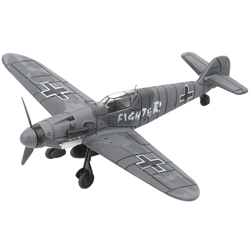 Model Kit Entry Grade - نموذج طائرة حربية F4U BF109 P51