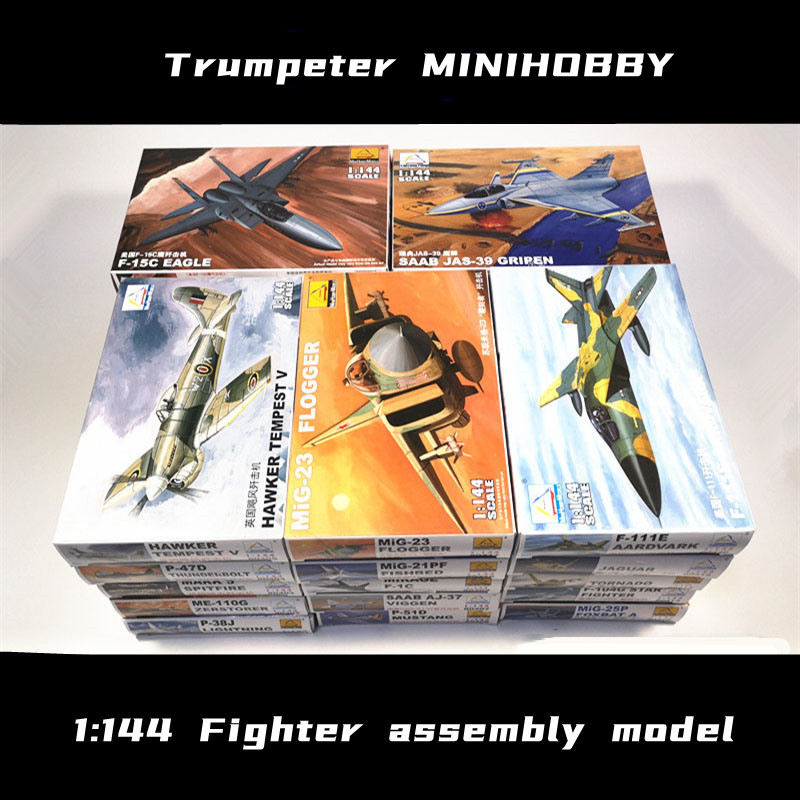 Model Kit Tamiya - عازف البوق 1/144 نموذج تجميع المقاتلة