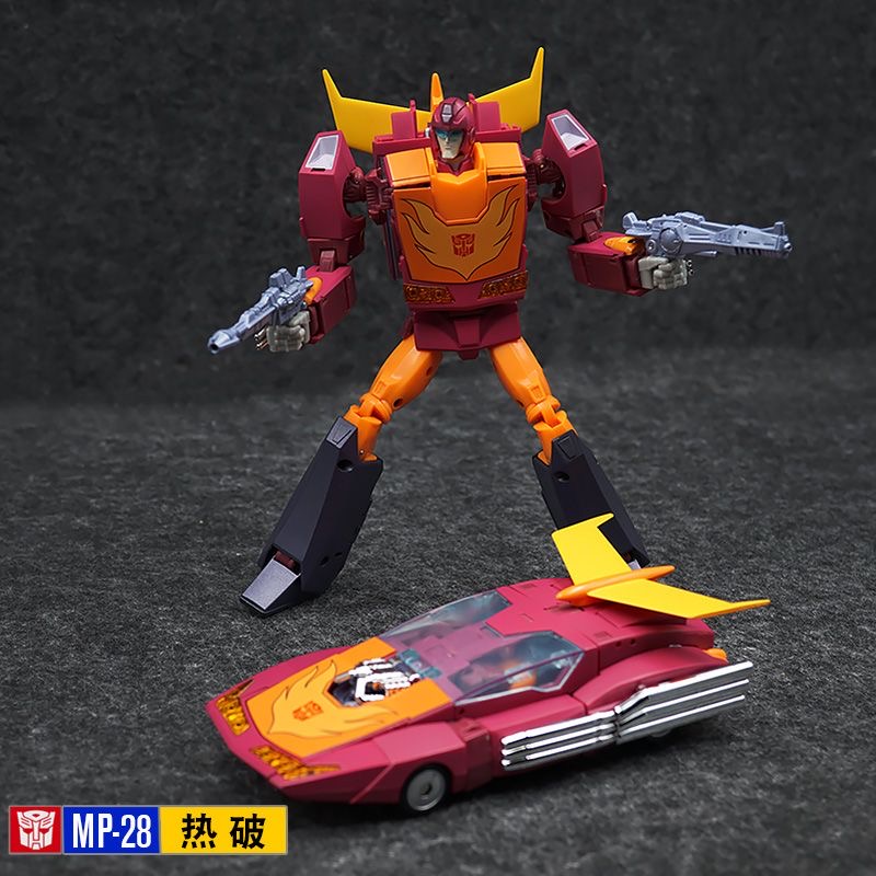 تاكارا تومي المحولات اللعب MP- - مراجعة Model Kit Rodimus وسعره
