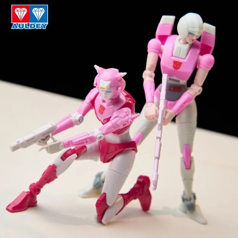 شخصيات AULDEY Transformers Arc - مراجعة Model Kit Optimus وسعره
