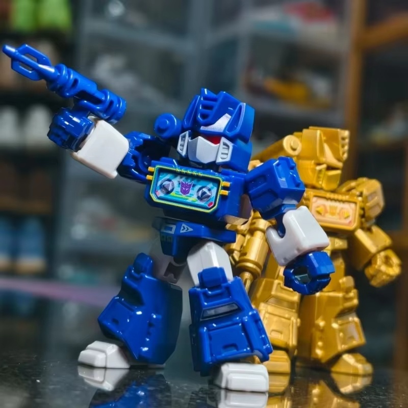 رائجة البيع Blokees محولات الن - مراجعة Model Kit Optimus وسعره