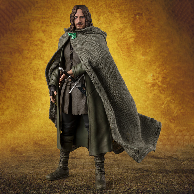 صندوق أصلي من بانداي SHF لشخصي - مراجعة Model Kit Fire Lord وسعره