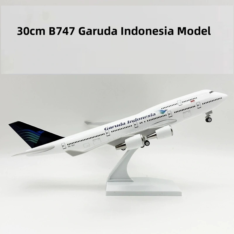 نموذج طائرة جارودا إندونيسيا B - مراجعة Model Kit Indonesia وسعره