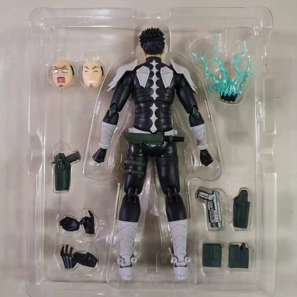 KAIJU NO.8 KAFKA HIBINO Bandai - مراجعة Model Kit Kaiju No 8 وسعره
